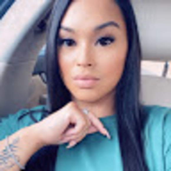 Meet your Posher, Steph - Picture 1 of 1